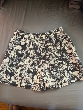 Uniqlo shorts with floral pattern